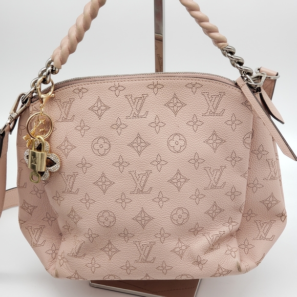 Louis Vuitton Gold Lock 🔑 Authentic LV Padlock + Unbranded Clover Bag Charm - Picture 9 of 10